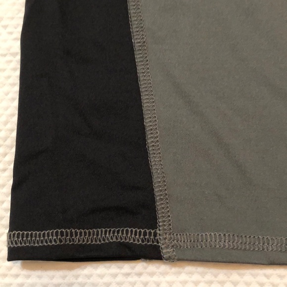 O’Rageous Rashguard XL - Picture 2 of 6